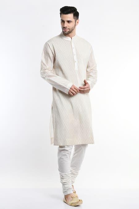 Samant Chauhan_Ivory Vegan Leather Embroidery Thread Full Sleeve Pintuck Kurta Set _Online_at_Aza_Fashions