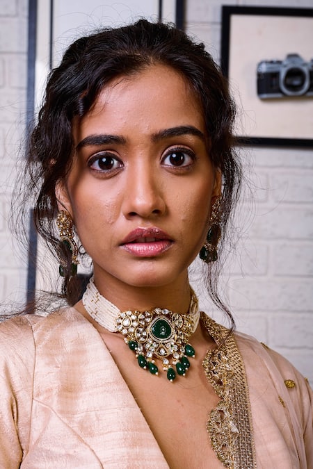 Shop Priti Sahni Beige Silk, Georgette, Organza, Tulle Embroidery, Scalloped Dupatta Lehenga Set Online at Aza Fashions Shop_Priti Sahni_Beige Silk, Georgette, Organza, Tulle Embroidery, Scalloped Dupatta Lehenga Set _Online_at_Aza_Fashions