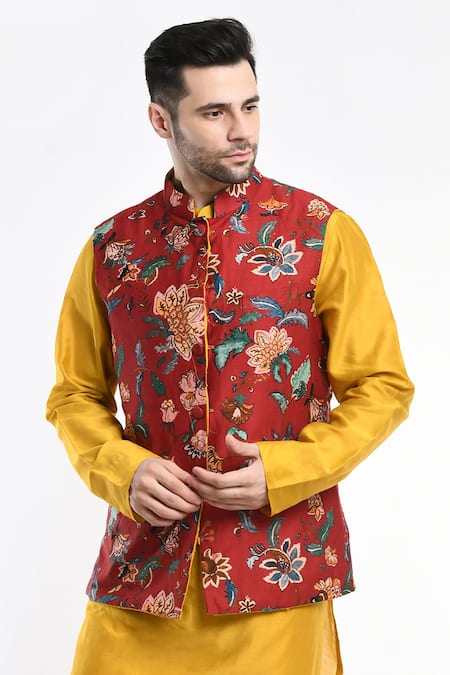 Samant Chauhan Red Vegan Leather Printed Floristry Bundi And Kurta Set Online at Aza Fashions Samant Chauhan_Red Vegan Leather Printed Floristry Bundi And Kurta Set _Online_at_Aza_Fashions