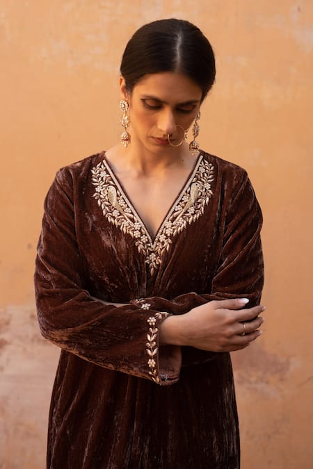 Shop_Avaasya Jaipur_Brown Silk, Velvet Zari, Diamonds V-neck Neckline Embroidered Kaftan _Online_at_Aza_Fashions