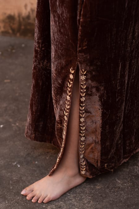 Avaasya Jaipur_Brown Silk, Velvet Zari, Diamonds V-neck Neckline Embroidered Kaftan _at_Aza_Fashions