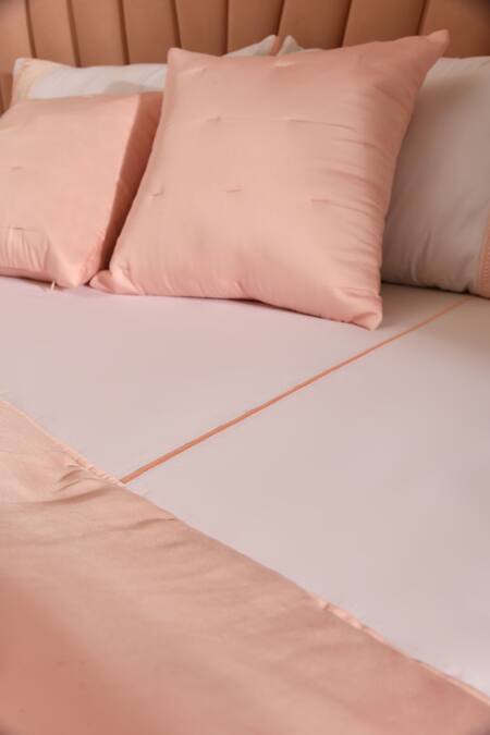 LA Paloma_White 100% Cotton Embroidered Colorblock Bedsheet Set_Online_at_Aza_Fashions