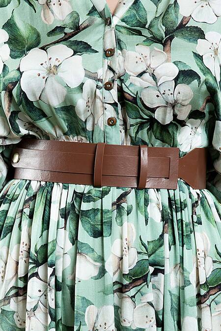 Divi By Sonal Khandelwal_Green Modal, Satin V-neck Wild Apple Print Kimono Dress _at_Aza_Fashions