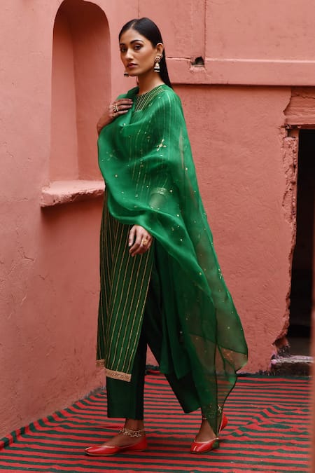 Buy_Deep Thee_Green Tissue, Chanderi Embroidery Round Neck Stripe Pattern Kurta Set _Online_at_Aza_Fashions