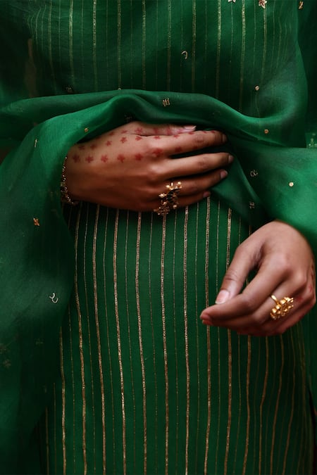 Shop_Deep Thee_Green Tissue, Chanderi Embroidery Round Neck Stripe Pattern Kurta Set _Online_at_Aza_Fashions