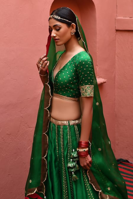 Buy_Deep Thee_Green Silk, Organza Embroidery, Sequins V-neck Stripe Bridal Lehenga Set _Online_at_Aza_Fashions