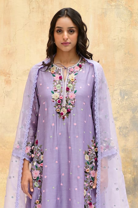 Label Niti Bothra Purple Silk, Chiffon Embroidery, Lace Flower Vine Kurta Set Online at Aza Fashions Label Niti Bothra_Purple Silk, Chiffon Embroidery, Lace Flower Vine Kurta Set _Online_at_Aza_Fashions