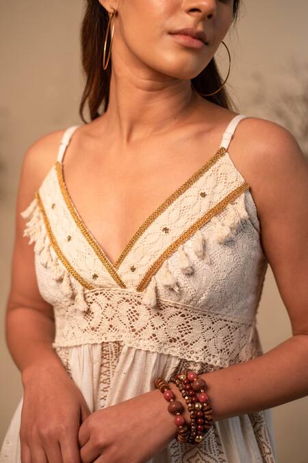 Buy_Label Reyya_Off White Cotton, Rayon Embroidery, Lace, Tassels Geometric Print Top And Pant Set 