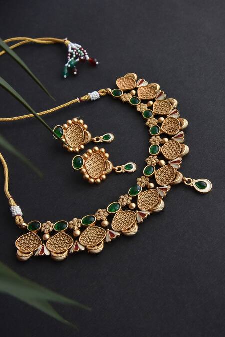 Swabhimann_Green Stones Kundan Embellished Temple Necklace Set _Online_at_Aza_Fashions