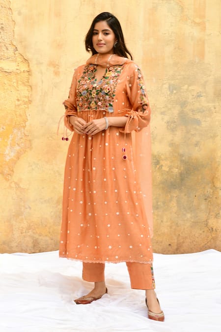 Label Niti Bothra Polka Dot Gathered Sleeve Kurta & Pant Set 