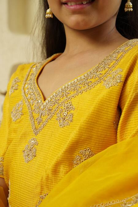 Shop_Rar Studio - Kids_Yellow Chanderi, Silk, Cotton Diamonds, Striped Embellished Lehenga Set_Online_at_Aza_Fashions
