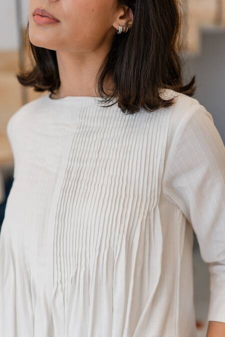 Buy Vanaras Off White Cotton Round Neck Perla Pintucked Bodice Dress Online at Aza Fashions Buy_Vanaras_Off White Cotton Round Neck Perla Pintucked Bodice Dress_Online_at_Aza_Fashions