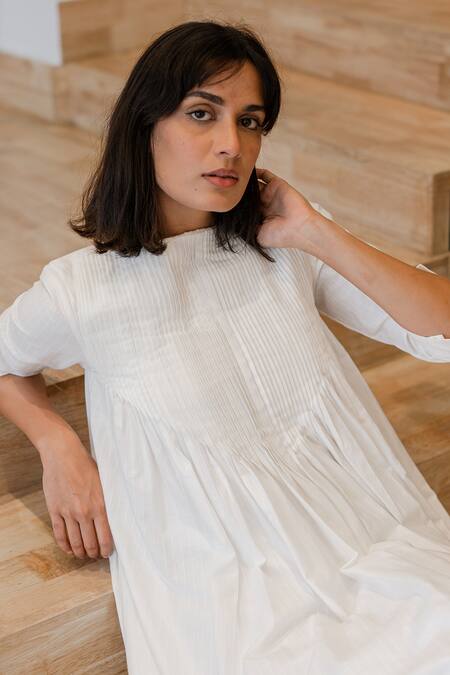 Shop Vanaras Off White Cotton Round Neck Perla Pintucked Bodice Dress Shop_Vanaras_Off White Cotton Round Neck Perla Pintucked Bodice Dress
