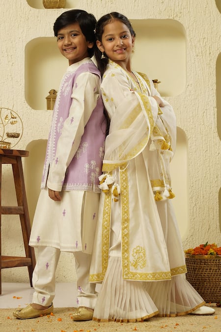 Buy_Rar Studio - Kids_Ivory Chanderi, Cotton Tassels, Embroidery Side Kurta Sharara Set