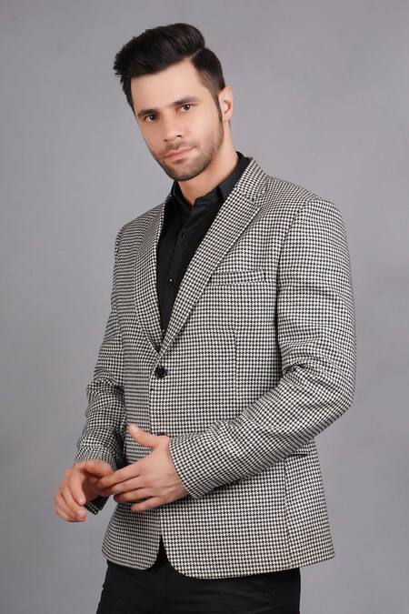 Shop_Soniya G_White Wool, Tweed Houndstooth Pattern Blazer_Online_at_Aza_Fashions