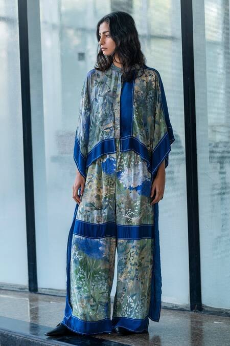 Leh Studios Blue Viscose, Crepe Bandeau Neck Printed Kite Kimono Top Online at Aza Fashions Leh Studios_Blue Viscose, Crepe Bandeau Neck Printed Kite Kimono Top_Online_at_Aza_Fashions