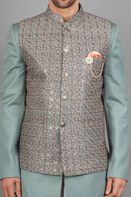 Shop_Soniya G_Green Silk Embroidery Floral Bundi And Kurta Set_Online_at_Aza_Fashions