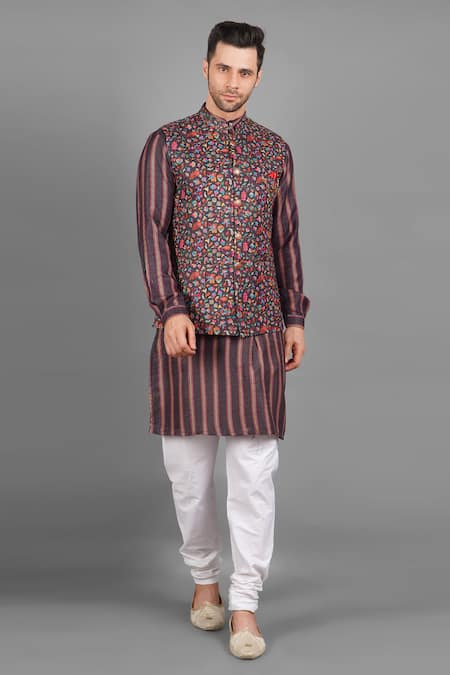 Soniya G_Wine Silk Embroidery Floral Pattern Bundi And Kurta Set_Online_at_Aza_Fashions