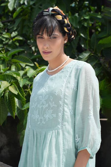 Shop_Pants And Pajamas_Blue Chanderi Embroidery V-neck Magnet Aqua Chikankari Kurta _Online_at_Aza_Fashions