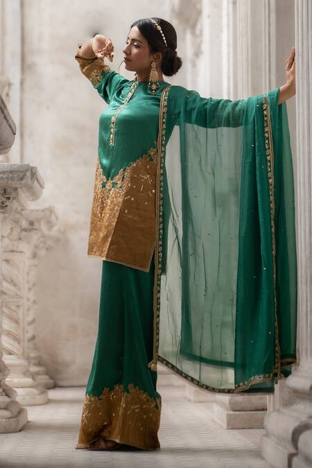 Buy Sheela Suthar Green Organza, Tissue, Gabardine Embroidery, Zari Zardozi Placement Kurta Set Online at Aza Fashions Buy_Sheela Suthar_Green Organza, Tissue, Gabardine Embroidery, Zari Zardozi Placement Kurta Set _Online_at_Aza_Fashions