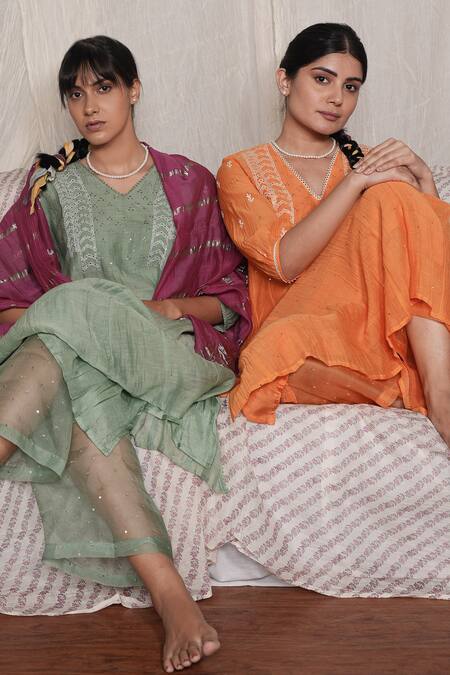 Pants And Pajamas Green Chanderi, Cotton, Crayon Moss Chikankari Kurta Pant And Dupatta - Set Of 3 Online at Aza Fashions Pants And Pajamas_Green Chanderi, Cotton, Crayon Moss Chikankari Kurta Pant And Dupatta - Set Of 3 _Online_at_Aza_Fashions