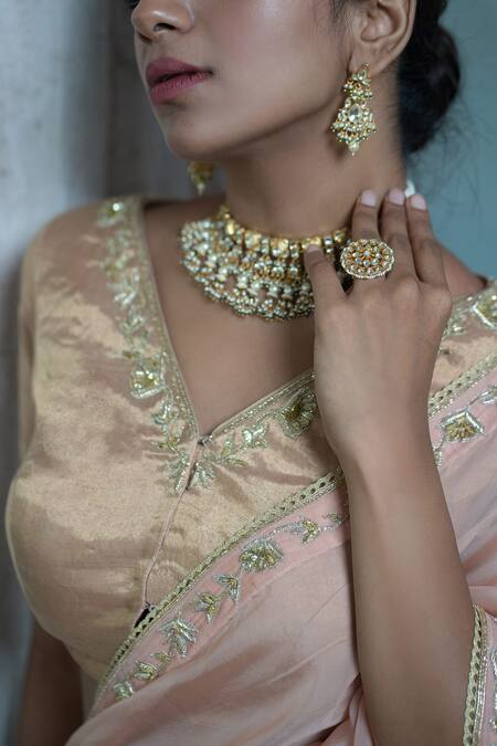 Sheela Suthar Gold Tissue, Organza Zari Border Embroidered Saree With Running Blouse Online at Aza Fashions Sheela Suthar_Gold Tissue, Organza Zari Border Embroidered Saree With Running Blouse _Online_at_Aza_Fashions