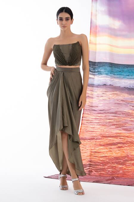 Buy_Amrta By Guneet Kondal_Green Viscose Round Neck Corset And Draped Skirt Set _Online_at_Aza_Fashions