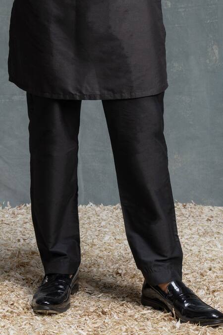 Sanjev Marwaaha Ivory Cotton, Silk Crystals Geometric Embroidered Bundi Kurta Set Online at Aza Fashions Sanjev Marwaaha_Ivory Cotton, Silk Crystals Geometric Embroidered Bundi Kurta Set_Online_at_Aza_Fashions