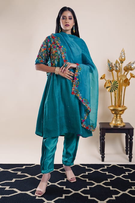 Bhusattva Green Silk, Cotton, Organza Embroidery, Beads Round Neck Placement Kurta Set Online at Aza Fashions Bhusattva_Green Silk, Cotton, Organza Embroidery, Beads Round Neck Placement Kurta Set _Online_at_Aza_Fashions