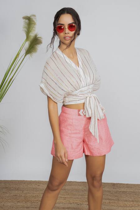 Amrta By Guneet Kondal_Ivory Cotton, Linen Beads V-neck Embroidered Crop Top And Shorts Set_Online_at_Aza_Fashions