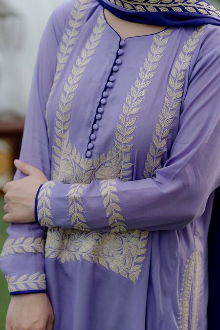 Daljit Sudan Purple Phiran Kurta And Pant Crepe & Dupatta Georgette Leaf Embroidered Set Online at Aza Fashions Daljit Sudan_Purple Phiran Kurta And Pant Crepe & Dupatta Georgette Leaf Embroidered Set _Online_at_Aza_Fashions