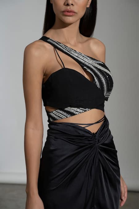 Buy Amrta By Guneet Kondal Black Viscose Sequins Asymmetric Embellished Top And Skirt Set Online at Aza Fashions Buy_Amrta By Guneet Kondal_Black Viscose Sequins Asymmetric Embellished Top And Skirt Set _Online_at_Aza_Fashions