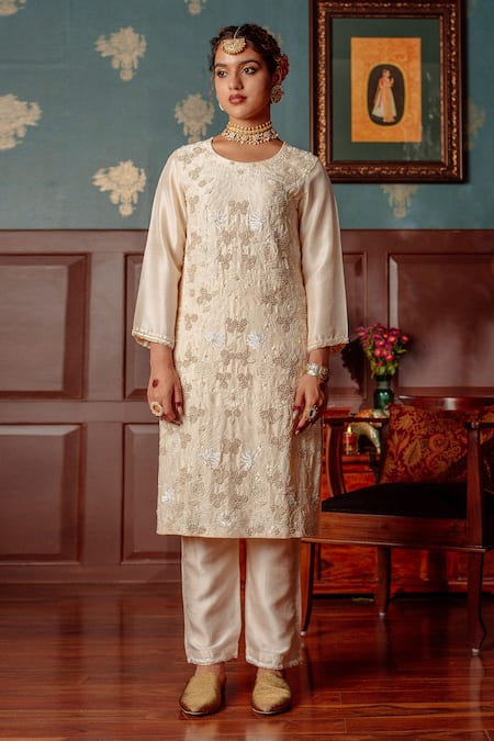 Buy_LAHARIO_Ivory , Organza Pearls, Sequins Round Neck Embellished Kurta Pant Set _Online_at_Aza_Fashions