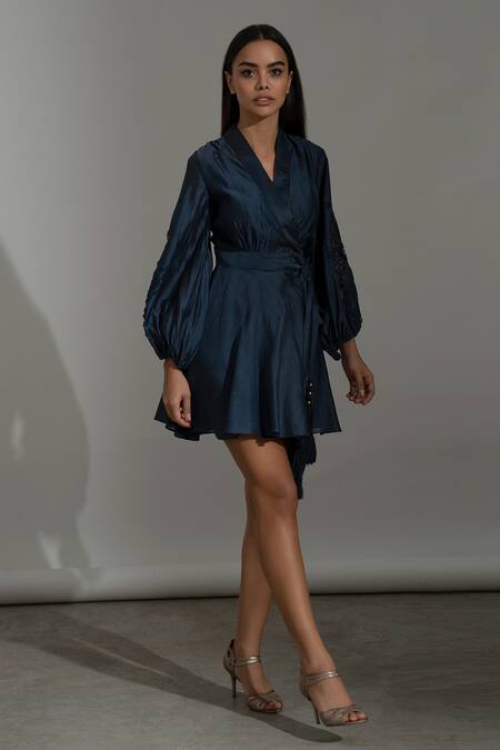 Amrta By Guneet Kondal Blue Cotton, Silk, Viscose Embroidery, Tassels V-neck Santorini Tonal Dress Online at Aza Fashions Amrta By Guneet Kondal_Blue Cotton, Silk, Viscose Embroidery, Tassels V-neck Santorini Tonal Dress _Online_at_Aza_Fashions