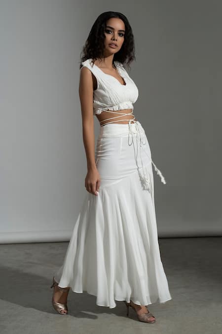 Buy_Amrta By Guneet Kondal_White Viscose V-neck Crop Top And High Slit Skirt Set _Online_at_Aza_Fashions