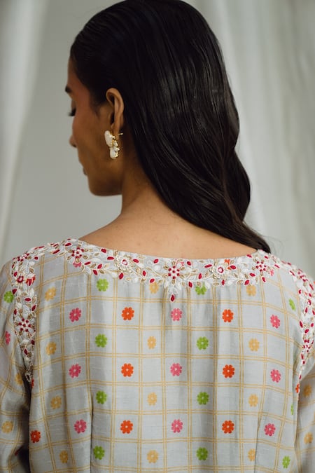 Drishti & Zahabia_Grey Silk, Net, Chanderi Embroidery High Neck Floral Print Kurta Pant Set _Online_at_Aza_Fashions