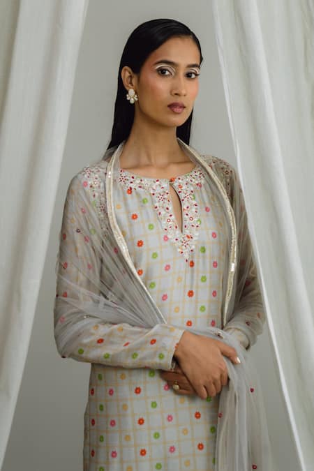 Buy_Drishti & Zahabia_Grey Silk, Net, Chanderi Embroidery High Neck Floral Print Kurta Pant Set _Online_at_Aza_Fashions