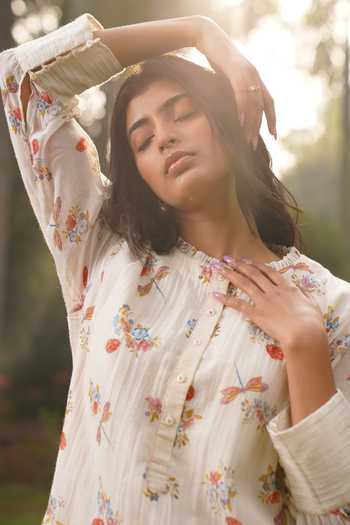 Shop_Dhaari_Off White Handloom Cotton, Silk Embroidery Hand Painted Dress _Online_at_Aza_Fashions