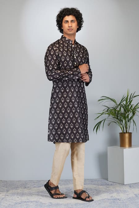 Eleven Brothers_Black Muslin, Cotton, Silk Diamond Print Kurta And Pant Set _Online_at_Aza_Fashions