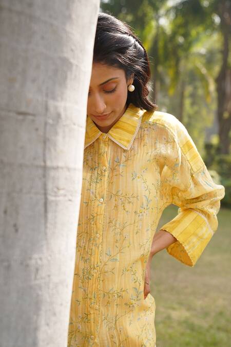 Dhaari_Yellow Handloom Cotton, Silk Embroidery Collared Floral Pattern Painted Shirt _at_Aza_Fashions