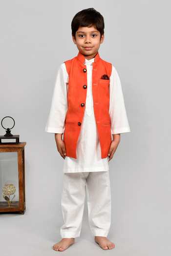 Buy Yuvraani Jaipur Orange Cotton Bundi And Kurta Set Online at Aza Fashions Buy_Yuvraani Jaipur_Orange Cotton Bundi And Kurta Set _Online_at_Aza_Fashions
