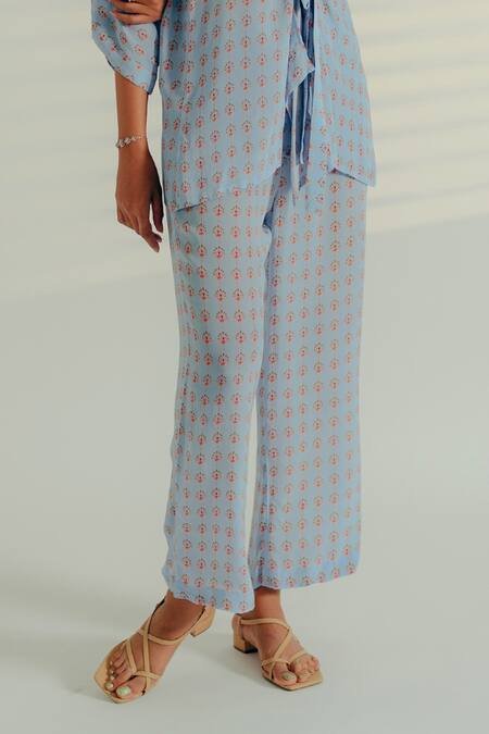 Aaryaa By Kashveen Kohli_Sky Blue Crepe Open Neck Flower Print Top And Pant Set _Online_at_Aza_Fashions