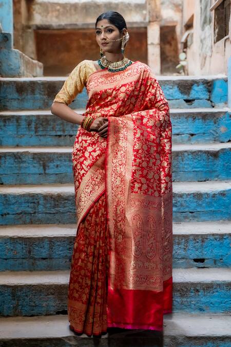 Buy_Taba Kashi By Artika Shah_Red Kota Doria Embroidery Handloom Shikargah Jaal Woven Saree _Online_at_Aza_Fashions