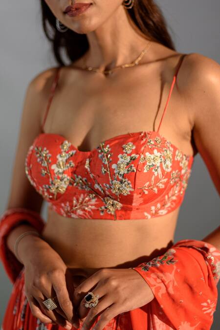 Buy_Aaryaa By Kashveen Kohli_Red Silk, Georgette Embroidery, Sequins Floral Print Tiered Lehenga Set _Online_at_Aza_Fashions