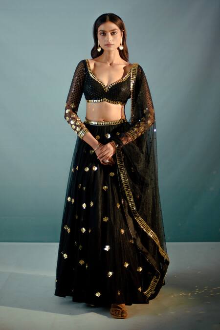 Aaryaa By Kashveen Kohli Black Net Crystals, Embroidery Sweetheart Neck Pearl Embellished Lehenga Set Online at Aza Fashions Aaryaa By Kashveen Kohli_Black Net Crystals, Embroidery Sweetheart Neck Pearl Embellished Lehenga Set _Online_at_Aza_Fashions
