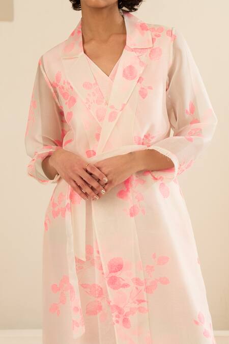 Buy Arcvsh By Pallavi Singh Pink Organza, Chanderi Embroidery Collared Floral Print Jacket With Jumpsuit Online at Aza Fashions Buy_Arcvsh By Pallavi Singh_Pink Organza, Chanderi Embroidery Collared Floral Print Jacket With Jumpsuit _Online_at_Aza_Fashions
