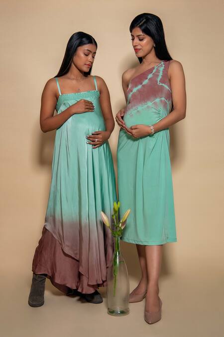 Buy Ranng Label Green Modal, Satin Square Neck Ombre Strappy Dress Online at Aza Fashions Buy_Ranng Label_Green Modal, Satin Square Neck Ombre Strappy Dress _Online_at_Aza_Fashions