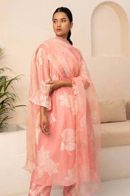 Shop Arcvsh By Pallavi Singh Pink Chanderi Embroidery Round Neck Flower Bouquet Print Kurta Set Online at Aza Fashions Shop_Arcvsh By Pallavi Singh_Pink Chanderi Embroidery Round Neck Flower Bouquet Print Kurta Set _Online_at_Aza_Fashions