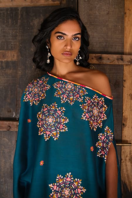 Buy Shikha Mehta Green Silk Chanderi Thread One Shoulder Kaftan And Pant Set Online at Aza Fashions Buy_Shikha Mehta_Green Silk Chanderi Thread One Shoulder Kaftan And Pant Set _Online_at_Aza_Fashions