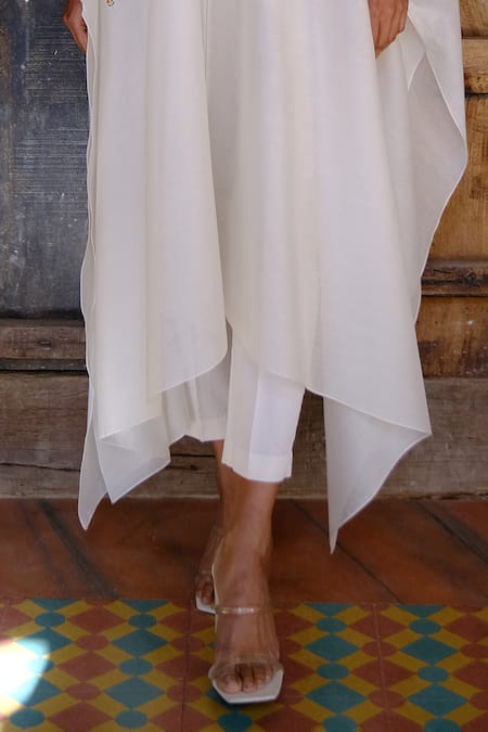 Shikha Mehta_Ivory Kaftan  Silk Chanderi, Pant  Silk, Slip  Thread And Set_Online_at_Aza_Fashions